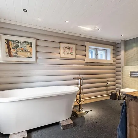 Mountain Retreat 度假居 *